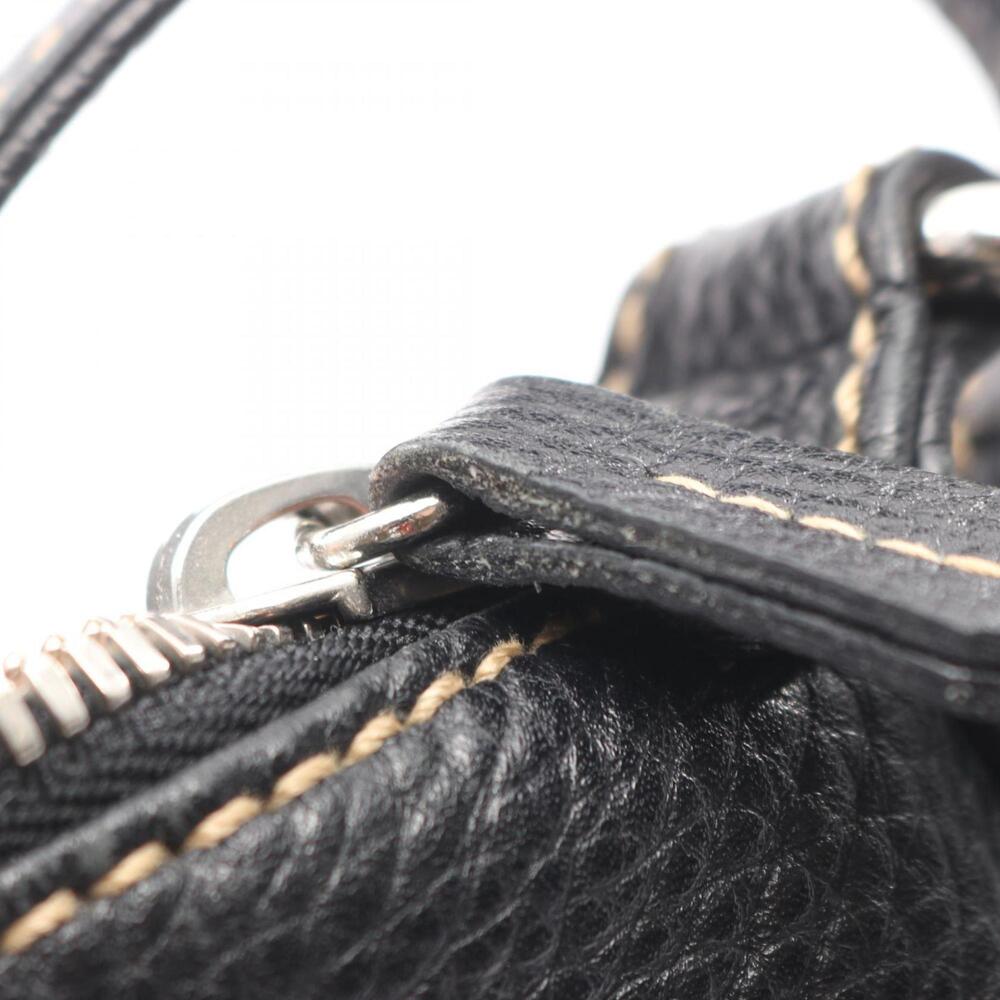 CHANEL Black Leather Shoulder Bag - Picture 11 of 12